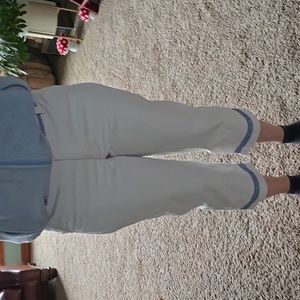 Size 2 embroidered capris